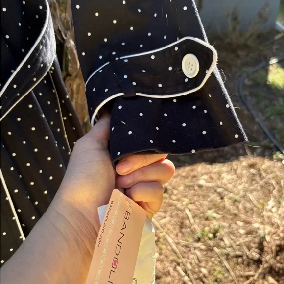 Size XL Bandolino navy with polka dots tailored trench coat. - Picture 4 of 5